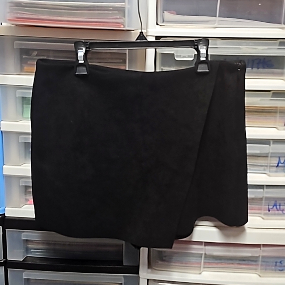 FOREVER 21 SKORT